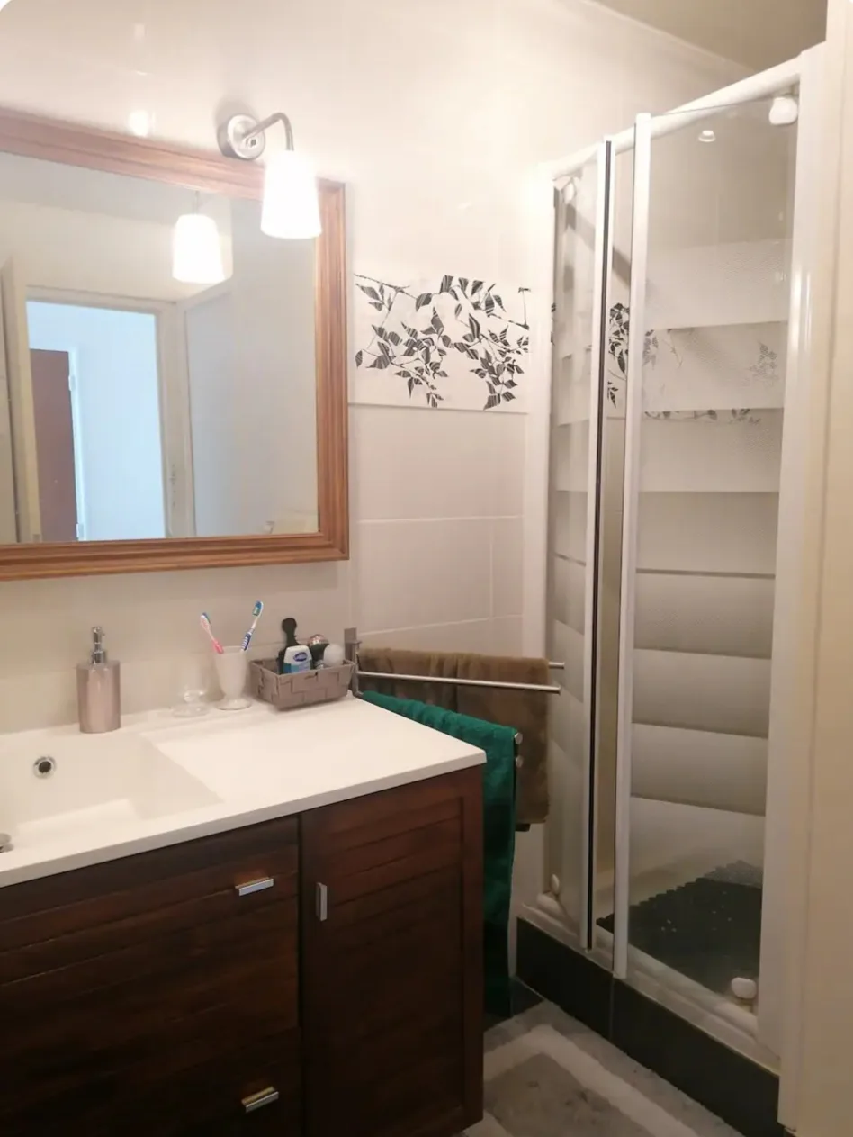 Appartement familial lumineux à 5 min des plages
